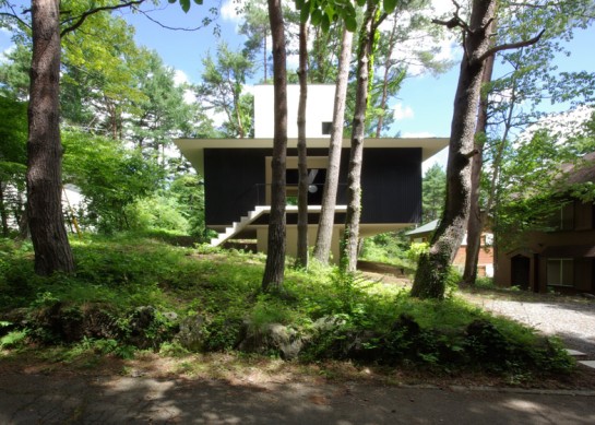 openhouse-magazine-japan-a-box-on-top-architecture-house-in-fujizakura-by-case-design-studio 1